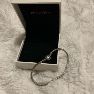 Pandora bracelet in silver